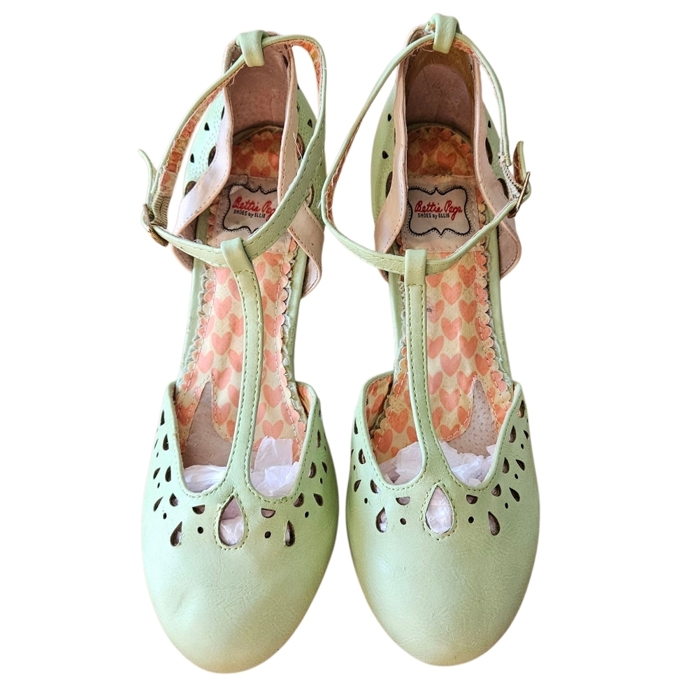 Bettie Page Vintage Style Leather Pastel Mint Green Pinup Feminine Heel Shoes 9
